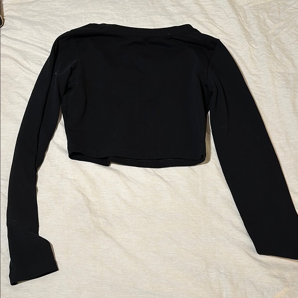 Fashion Nova Black Long Sleeve Crop Top - Picture 4 of 4